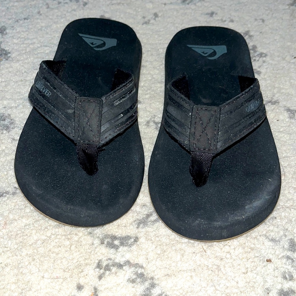 Boys Quicksilver flip flops